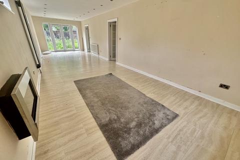 undefined, St. Marys Avenue North, Southall, Middlesex, UB2