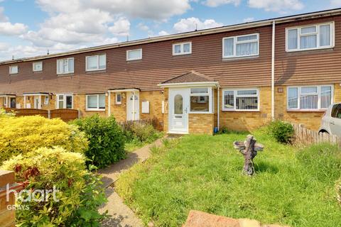 3 bedroom terraced house for sale, Daniel Close, Grays