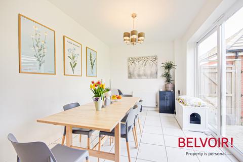 6 New Dawn View, Gloucester, GL1 5PJ