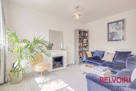6 New Dawn View, Gloucester, GL1 5PJ