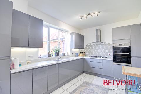 6 New Dawn View, Gloucester, GL1 5PJ