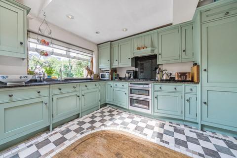 11 Bronson Road, London, SW20 8DZ