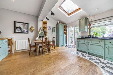 11 Bronson Road, London, SW20 8DZ