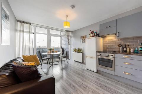 2 bedroom flat for sale, Regency Street, Westminster, London, SW1P