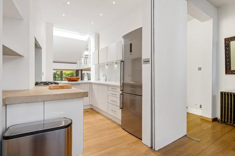 4 bedroom terraced house to rent, Hawksley Road, London, N16