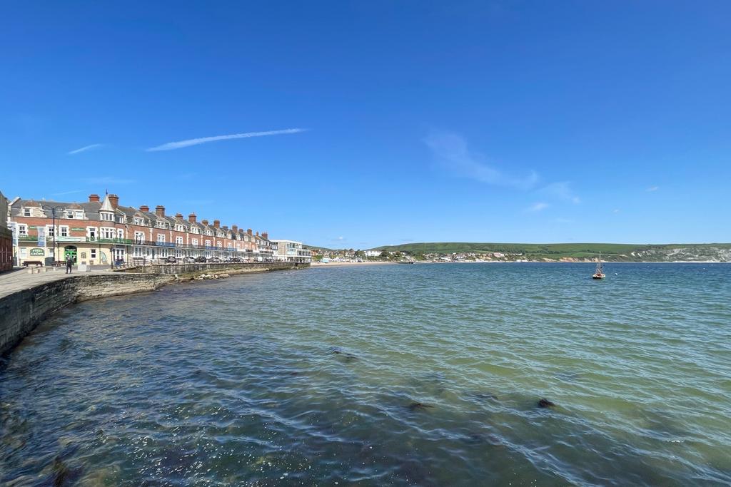 Location - 200m from the Sea