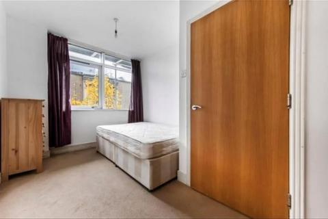13 Gerry Raffles Square, London, E15 1BG