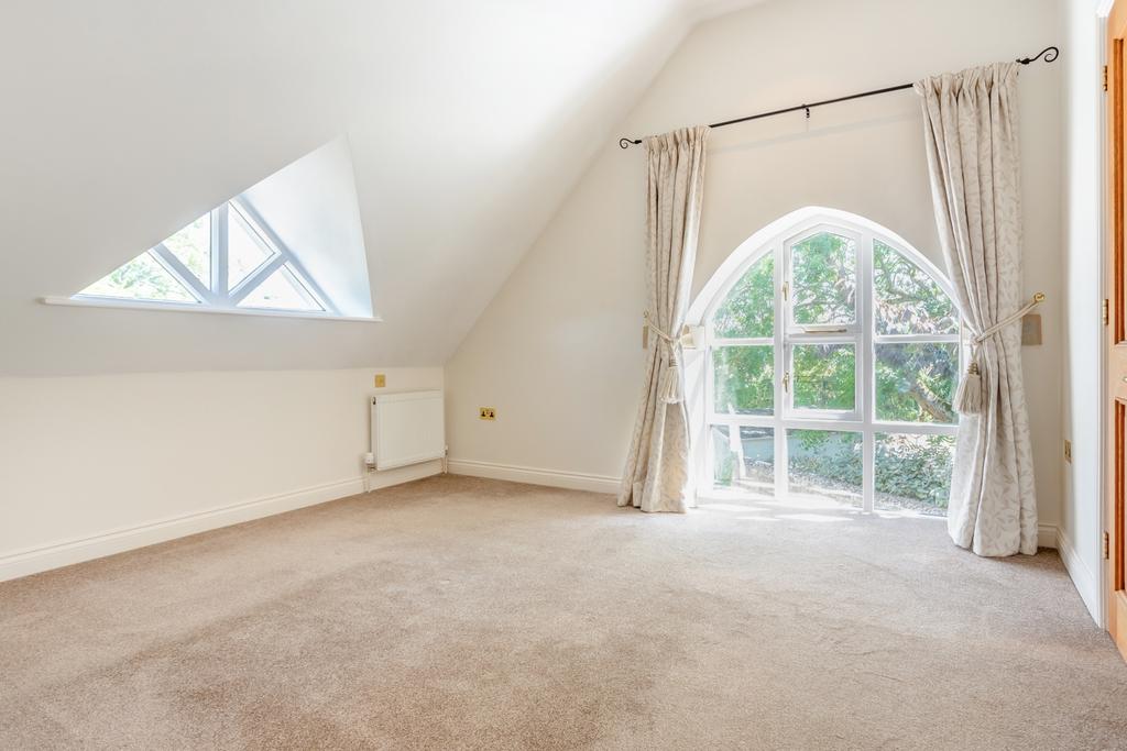 8657043-interior32