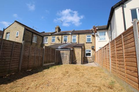 128 Dudley Road, Clacton-on-sea, CO15 3DH