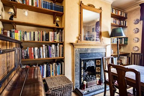 72 Bridge Street, Pershore, WR10 1AX