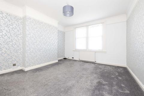 130 Birkenside, Gorebridge, EH23 4JQ