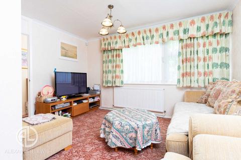 33 Parkfield, Letchworth Garden City, SG6 2QG