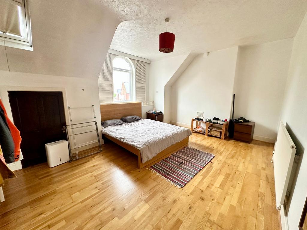 Apartment in Nottingham, The Park - More