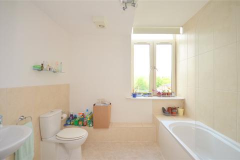 2 bedroom apartment for sale, Huddersfield Road, Mirfield, West Yorkshire, WF14