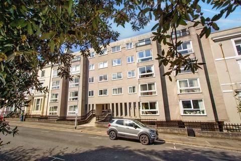 2 bedroom apartment for sale - Osbourne Court, Plymouth Hoe, PL1 2PX
