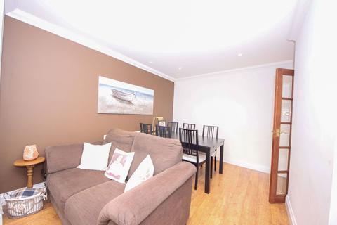 22 Ford Close, Ashford, TW15 3SB