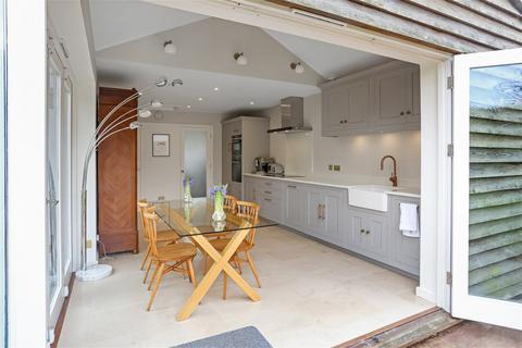 3 bedroom end of terrace house for sale, Tichborne Down, Alresford