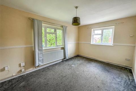2 bedroom flat to rent, Buckingham Road, Swinton, Manchester, M27