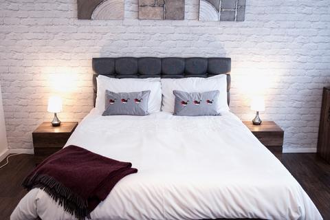 Studio to rent, Websters Land, Grassmarket, Edinburgh, EH1