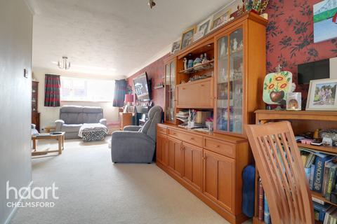 3 bedroom end of terrace house for sale - Foxglove Way, Chelmsford