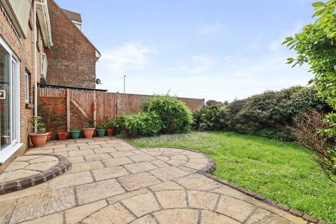 4 bedroom end of terrace house for sale, Blakes Way, Eastbourne