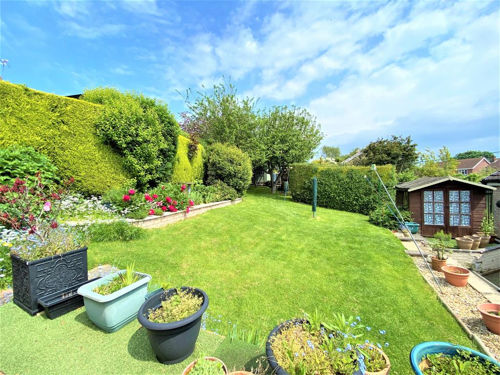 Winchester Road, Grantham, NG31 3 bed bungalow for sale £259,950