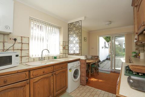 2 bedroom detached house for sale - Woodland Way, Broadstairs, CT10