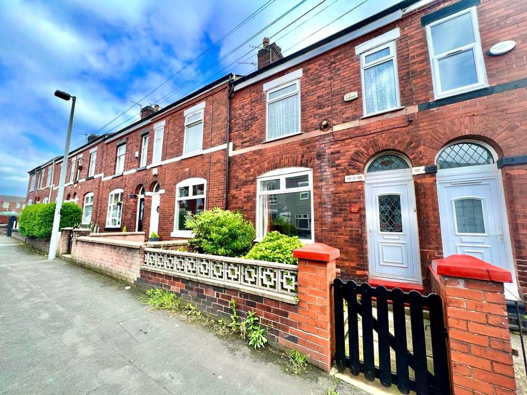 Pendlebury Road, Swinton, M27 3 bed terraced house for sale £180,000