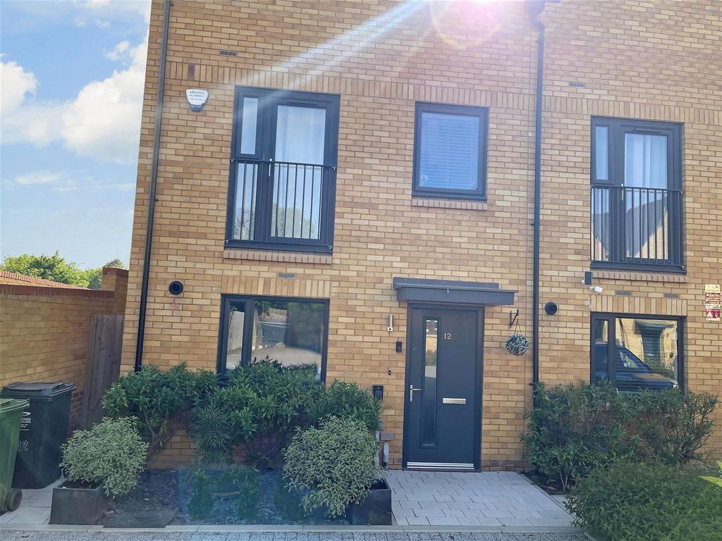 Cresswell Road, Kent 3 bed end of terrace house for sale