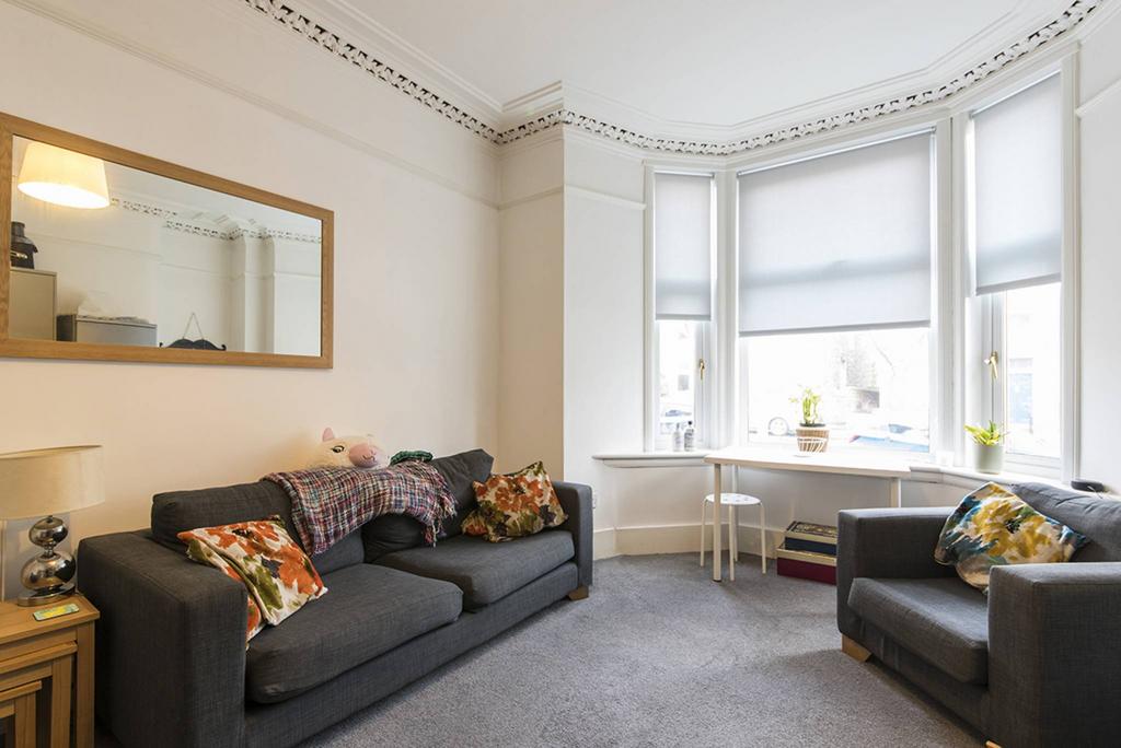71 Clifton Road, Aberdeen, AB24 4RN 3 bed ground floor flat for sale £136,000