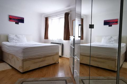 2 bedroom apartment to rent, Westferry Road, London E14