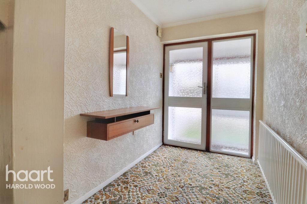 Prospect Road, Hornchurch 3 bed end of terrace house for sale £475,000