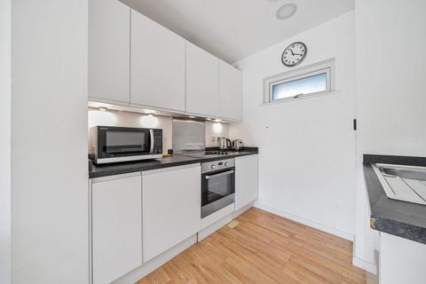 Flat 2, 8 Sail Street, London, SE11 6NQ