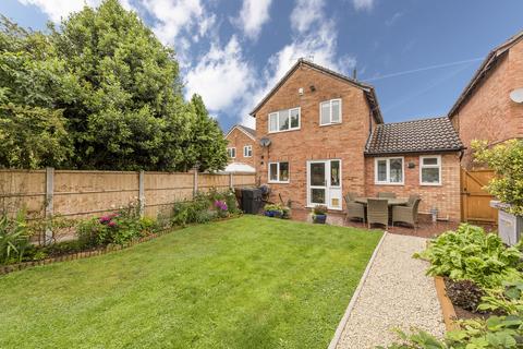 3 bedroom detached house for sale, The Paddock, Stoke Heath, Bromsgrove, B60 3QY
