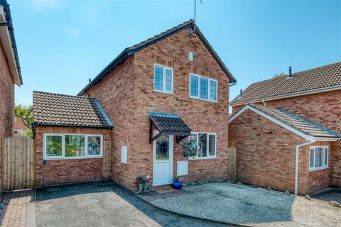 3 bedroom detached house for sale, The Paddock, Stoke Heath, Bromsgrove, B60 3QY