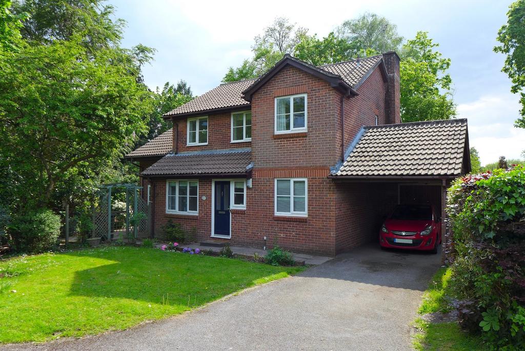 Waltham Morley Drive UNFURNISHED 4 bed detached house £2,000