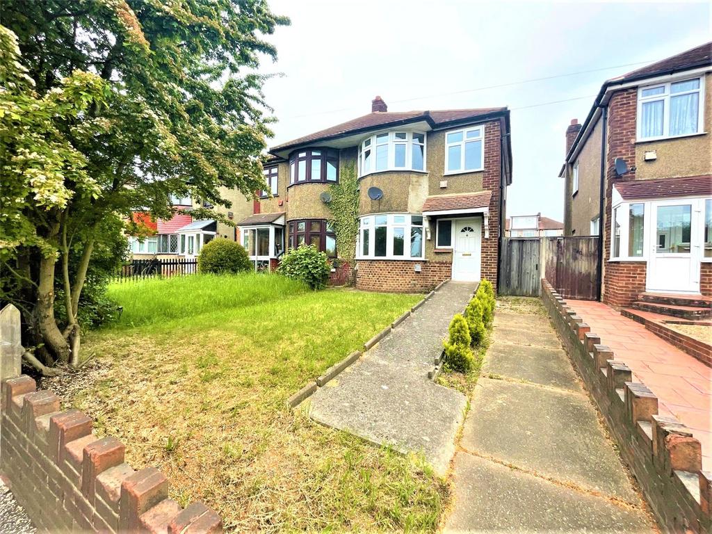 East Rochester Way, Sidcup, Kent, DA15 3 bed semidetached house £