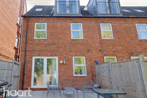undefined, Fairfax Street, Lincoln