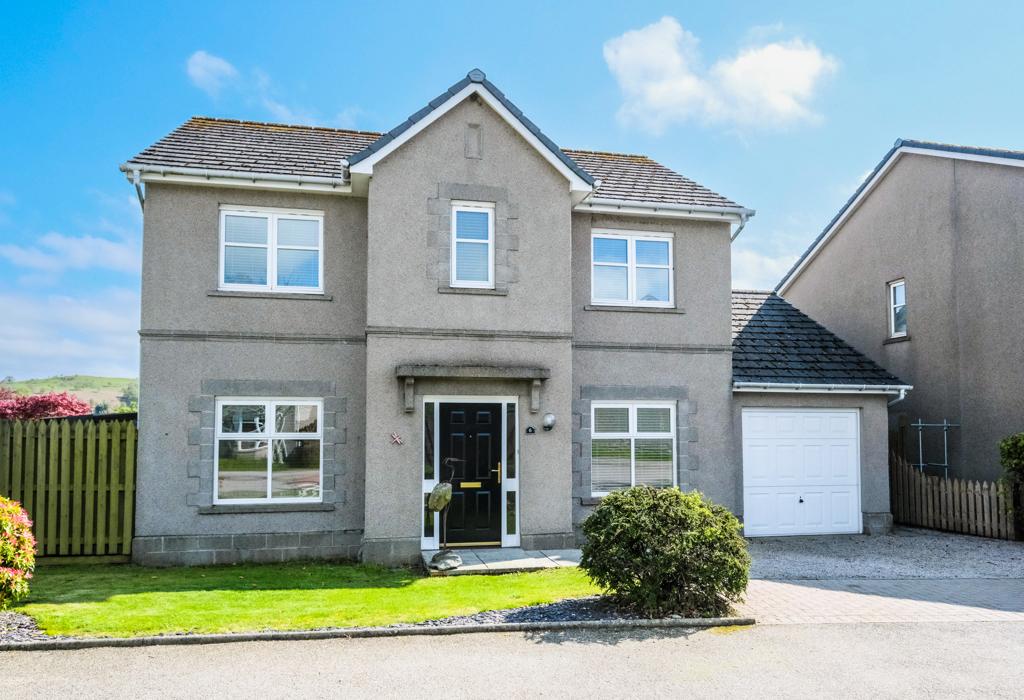 Lairds Grove, Hatton of Fintray... 4 bed detached house £280,000