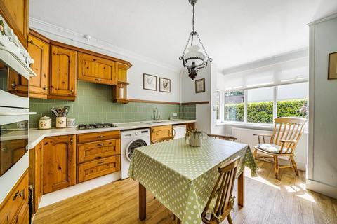 28 Streets Heath, West End, Woking, GU24 9QU