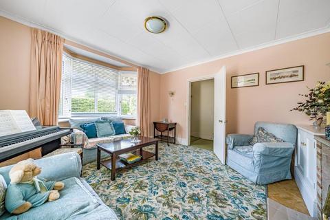 28 Streets Heath, West End, Woking, GU24 9QU