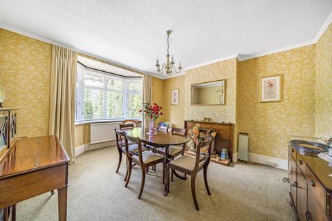 28 Streets Heath, West End, Woking, GU24 9QU