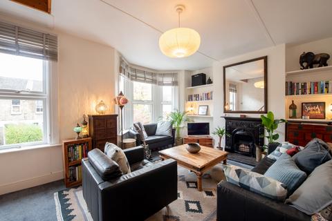115 Twickenham Road, London, E11 4BN