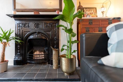 115 Twickenham Road, London, E11 4BN