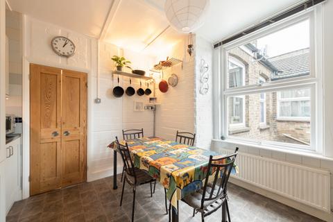 115 Twickenham Road, London, E11 4BN