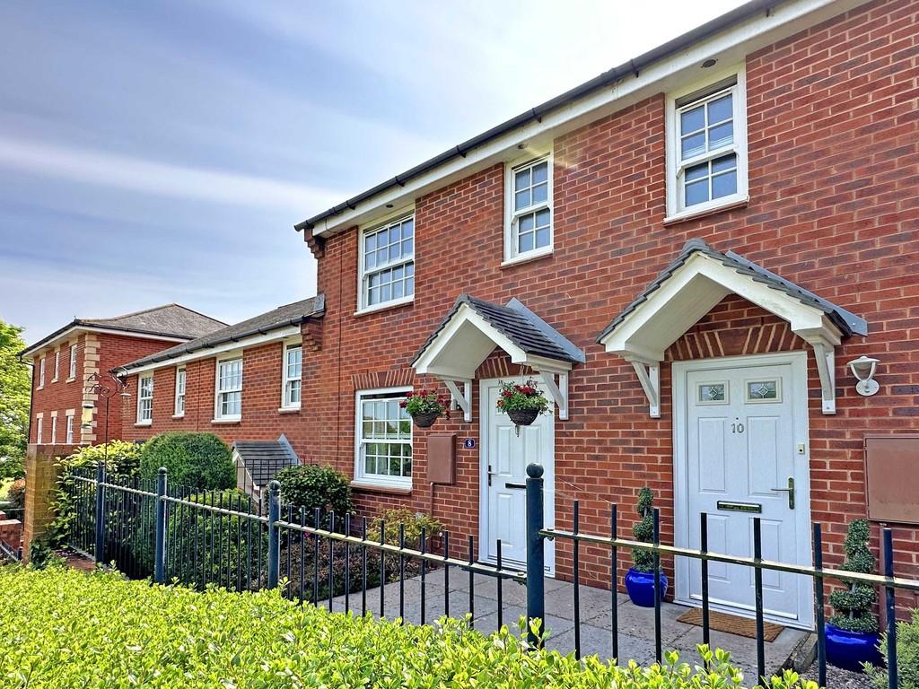 The Buntings, Exminster 3 bed terraced house £350,000