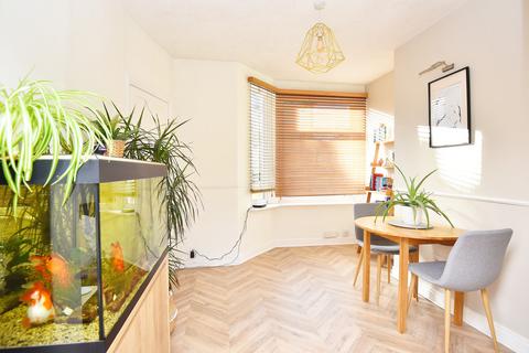 2 bedroom terraced house for sale, Grove Park View, Harrogate