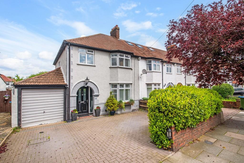 Cradley Road, New Eltham SE9 3 bed end of terrace house for sale £620,000