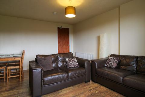 3 bedroom apartment to rent, Morrison Drive, Aberdeen