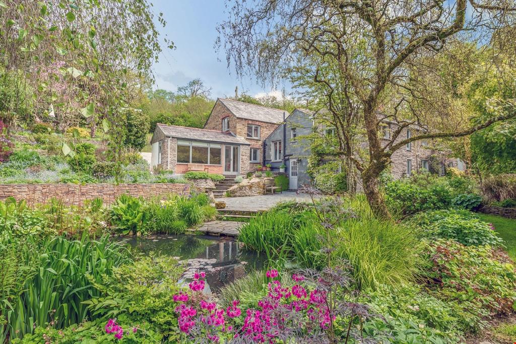 St Breock, Wadebridge, Cornwall 4 bed detached house £1,275,000